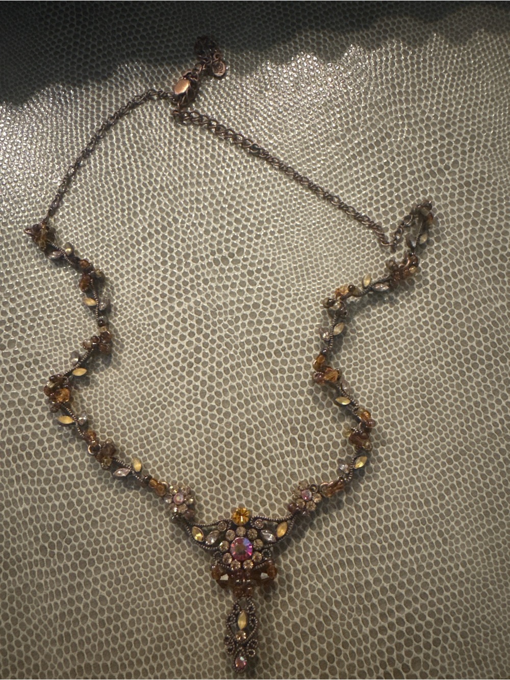 Vintage-Inspired Brown Crystal Floral Pendant Necklace